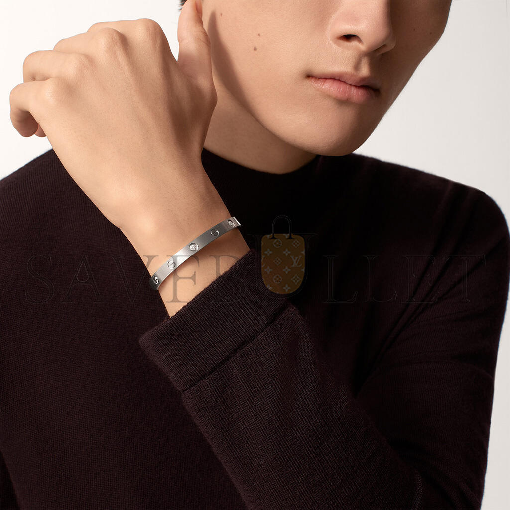 Ca*t*er bracelet love, modÈle classique, finition brossÉe, 4 diamants b6080217